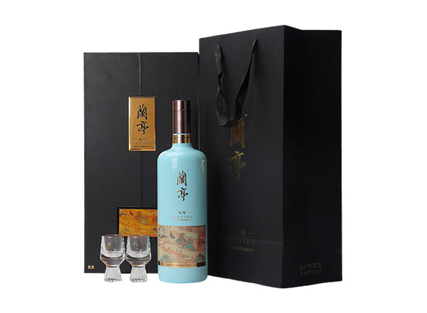 苏州会稽山黄酒回收兰亭大师三十年陈酿1L礼盒装绍兴黄酒